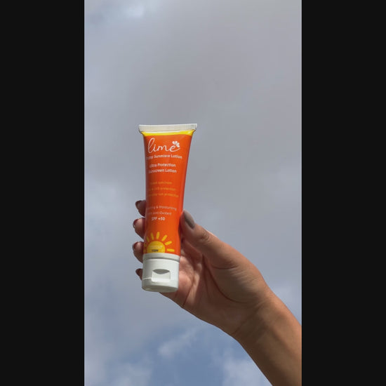 Load and play video in Gallery viewer, Sunscreen Lotion SPF50 50 ml
